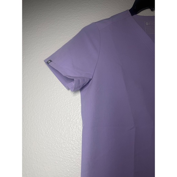 FIGS Casma Scrub Top Purple V-Neck Technical Collection FW1000 Womens Small - Picture 6 of 8